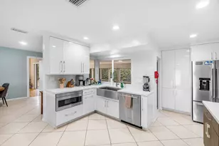 400 NE 43rd St, Boca Raton, FL 33431 - Photo 14