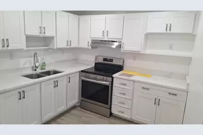 120 Normandy #C, Delray Beach, FL 33484 - Photo 6