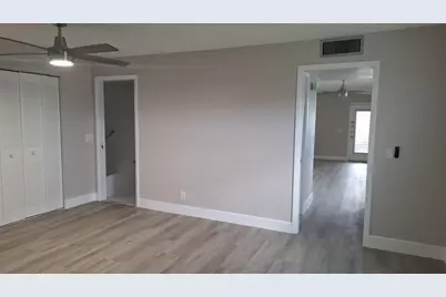 120 Normandy #C, Delray Beach, FL 33484 - Photo 6