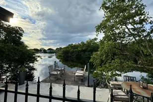 1101 NE 18th Ct, Fort Lauderdale, FL 33305 - Photo 2