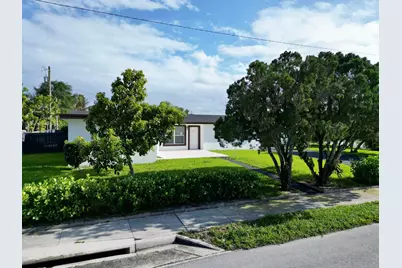 1319 Crest Drive, Lake Worth, FL 33461 - Photo 8