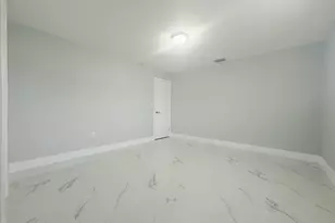 1319 Crest Dr, Lake Worth, FL 33461 - Photo 44