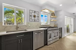 2862 NE 35th Ct, Lighthouse Point, FL 33064 - Photo 2