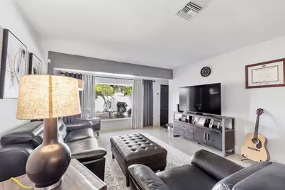 4860 N Andrews Avenue, Fort Lauderdale, FL 33309 - Photo 10