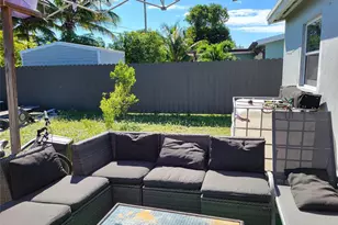 2330 NE 1st Ave, Pompano Beach, FL 33060 - Photo 20