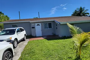 2330 NE 1st Ave, Pompano Beach, FL 33060 - Photo 2