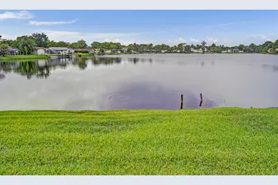 1721 SW 69th Avenue, Plantation, FL 33317 - Photo 4