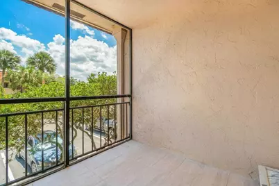 341 Lakeview Drive #203, Weston, FL 33326 - Photo 28