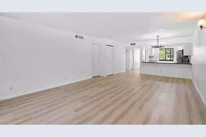 341 Lakeview Drive #203, Weston, FL 33326 - Photo 14