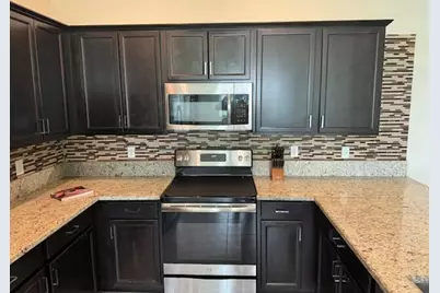 7401 NW Farnsworth Circle NW, Port Saint Lucie, FL 34987 - Photo 8