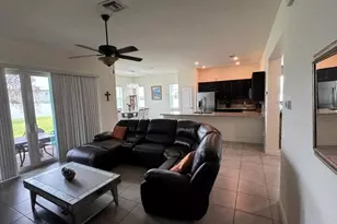 7401 NW Farnsworth Circle NW, Port Saint Lucie, FL 34987 - Photo 6