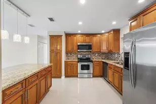 19635 Back 9 Dr, Boca Raton, FL 33498 - Photo 6