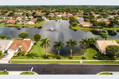 8501 Golden Cypress Court, Lake Worth, FL 33467 - Photo 32