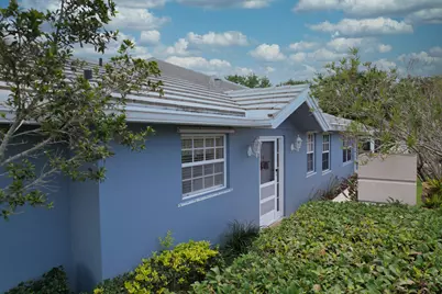 1220 NW Bentley Circle #B, Port Saint Lucie, FL 34986 - Photo 32