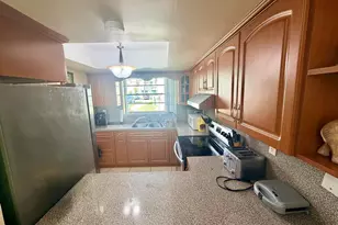 11071 NW 7th, Miami, FL 33172 - Photo 16