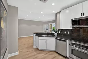 16135 Emerald Estates Dr, Weston, FL 33331 - Photo 12