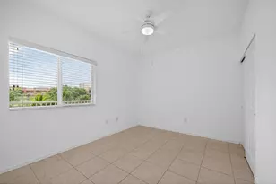 7775 Yardley Dr, Tamarac, FL 33321 - Photo 24