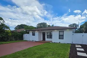 320 Sterling Ave, Delray Beach, FL 33444 - Photo 1