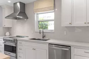 311 Cocoanut Row, Palm Beach, FL 33480 - Photo 16