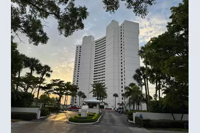 5200 N Flagler Drive #803, West Palm Beach, FL 33407 - Photo 2