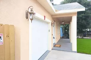 3809 N Whittier St, Tampa, FL 33619 - Photo 2