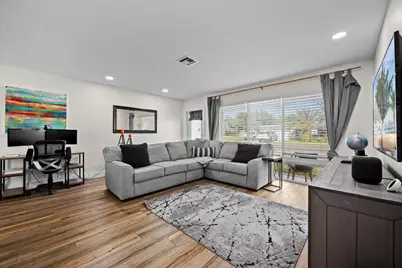 414 NE 26th Terrace, Boca Raton, FL 33431 - Photo 2