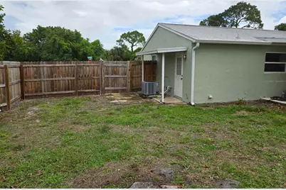 2538 SE Allen Street, Port Saint Lucie, FL 34984 - Photo 18