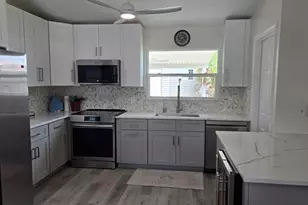 2538 SE Allen St, Port Saint Lucie, FL 34984 - Photo 8