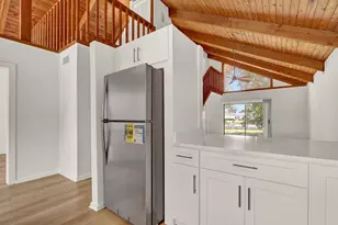 100 Sparrow Dr, Royal Palm Beach, FL 33411 - Photo 12