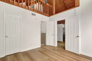 100 Sparrow Dr, Royal Palm Beach, FL 33411 - Photo 16