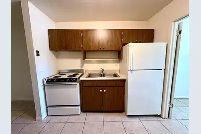 300 20th Street #Unit 8, West Palm Beach, FL 33407 - Photo 2