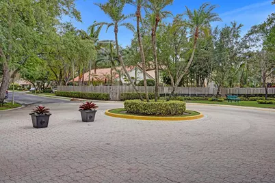 9821 NW 5th Place, Plantation, FL 33324 - Photo 54