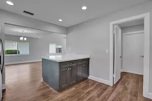 9821 NW 5th Pl, Plantation, FL 33324 - Photo 42