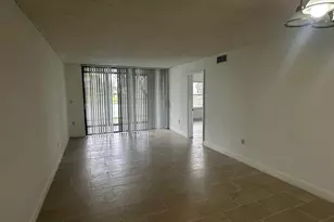 208 Lake Pointe Dr, Oakland Park, FL 33309 - Photo 6