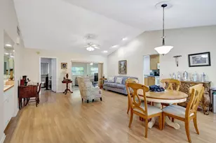 178 Ramblewood Cir, Royal Palm Beach, FL 33411 - Photo 4