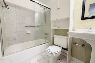 62 Easthampton C, West Palm Beach, FL 33417 - Photo 4