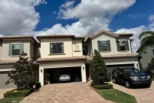 8309 Catria Ln, Wellington, FL 33467 - Photo 4