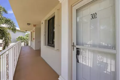 6133 Balboa Circle #302, Boca Raton, FL 33433 - Photo 2