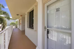 6133 Balboa Cir, Boca Raton, FL 33433 - Photo 2