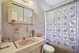 5333 Plantation Rd, Plantation, FL 33317 - Photo 20