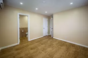 750 SW 2nd St, Fort Lauderdale, FL 33312 - Photo 8