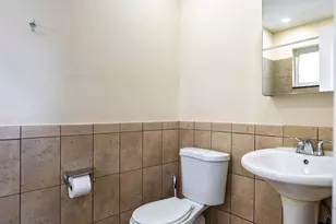 750 SW 2nd St, Fort Lauderdale, FL 33312 - Photo 10