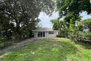 828 S B St, Lake Worth Beach, FL 33460 - Photo 10