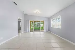 8137 Montserrat Pl, Wellington, FL 33414 - Photo 12