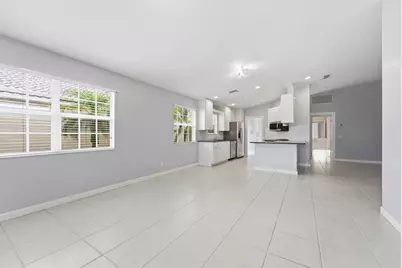 8137 Montserrat Place, Wellington, FL 33414 - Photo 8