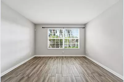 8137 Montserrat Place, Wellington, FL 33414 - Photo 16