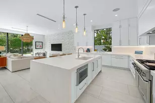 254 NE 4th St, Boca Raton, FL 33432 - Photo 20