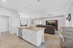 5957 NW Brenda Cir, Port Saint Lucie, FL 34986 - Photo 8