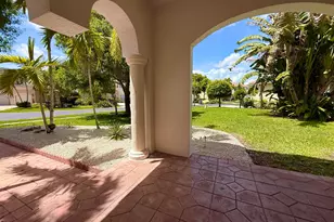 1324 Beacon Cir, Wellington, FL 33414 - Photo 18