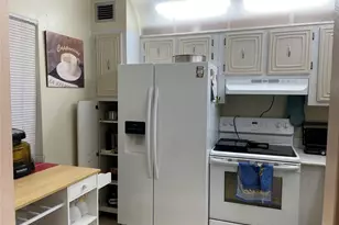 2821 Somerset Dr, Lauderdale Lakes, FL 33311 - Photo 2